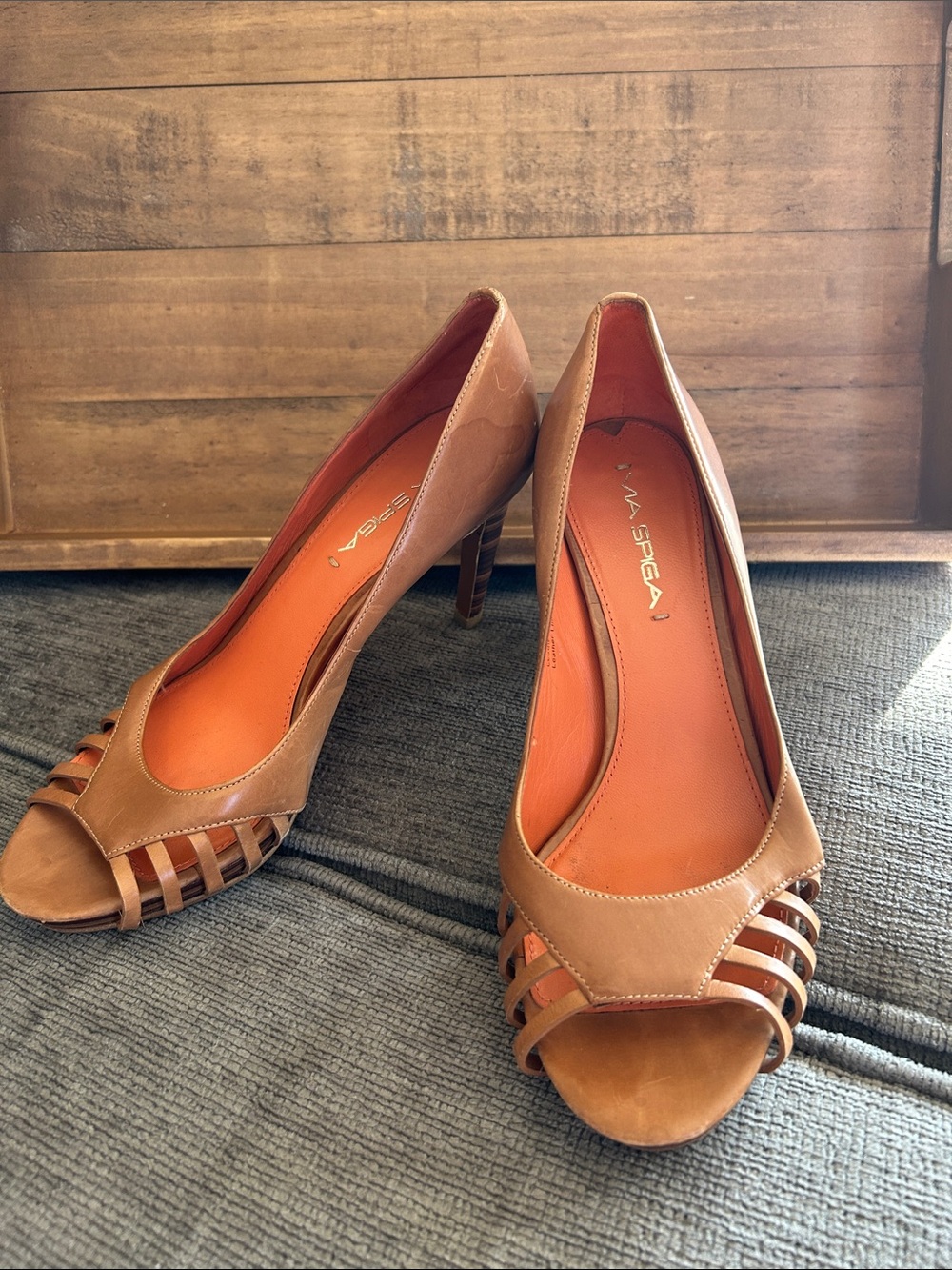 Via Spiga Tan Leather Open-Toe Strappy Heels